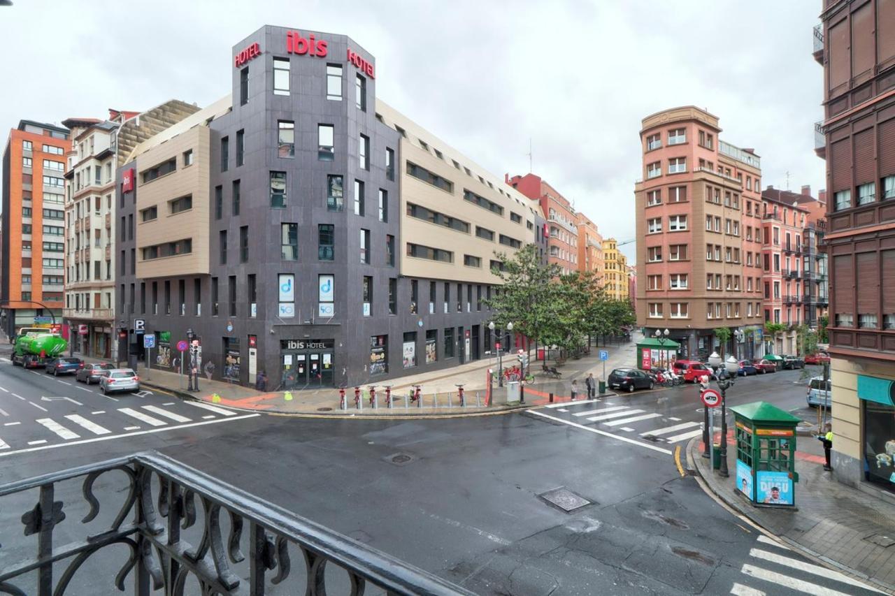 Habitaciones Turisticas Bilbao Centro Con Aire Acondicionado Exterior foto